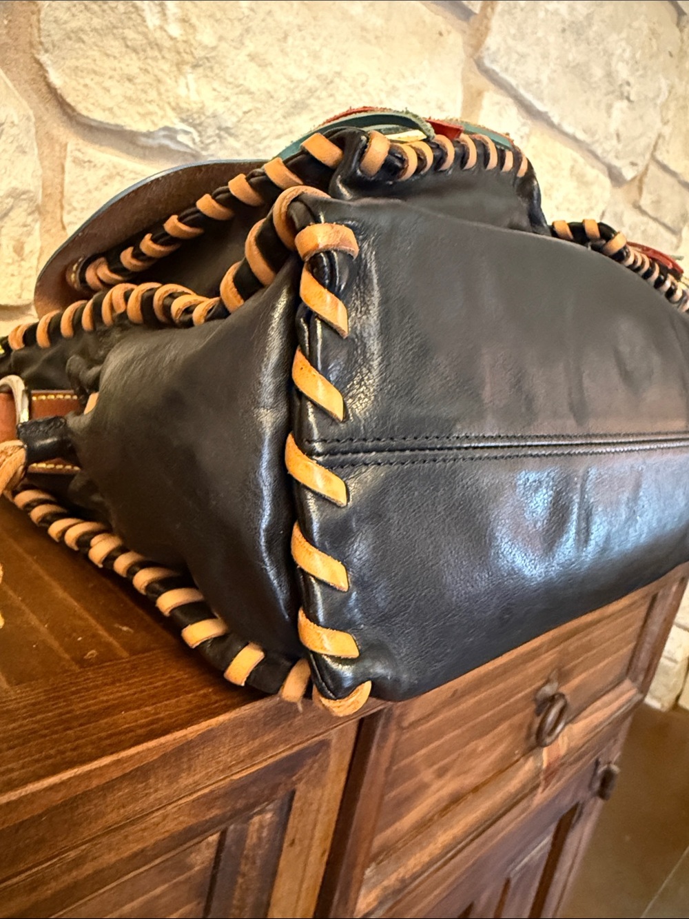 Dooney & Bourke vintage black/brown/sand Q3 Bolero Bag - Picture 6 of 13